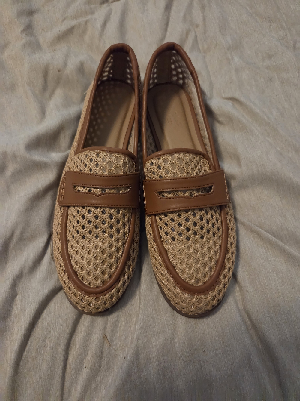 Universal Thread Tan and Natural Woven Loafers
